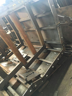 桥梁钢模板厂家介�l�桥梁钢模板在制作工��Z��的要�? />
							</div> 
						</a>
					</li>
					
					<li id=